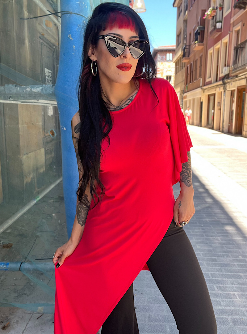 Camiseta ASYM CAPA ROJO - Imagen 3