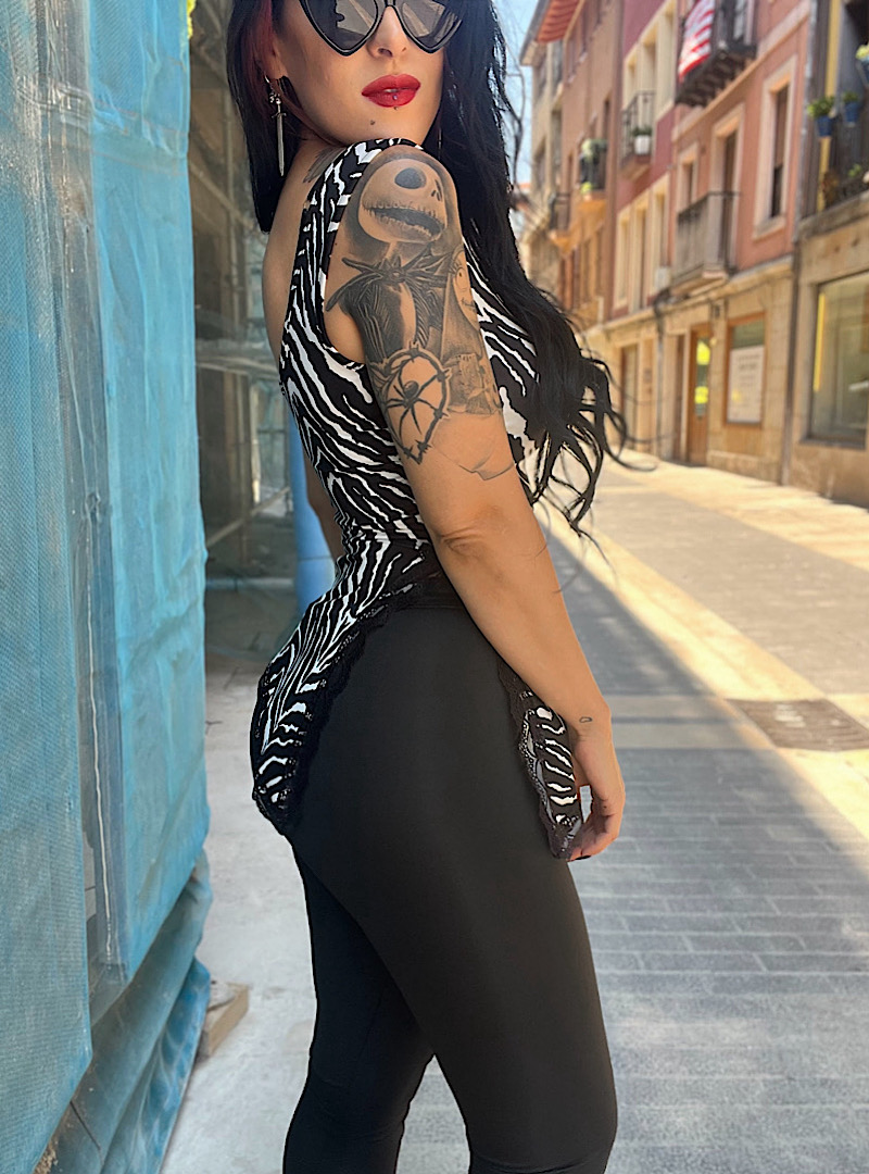 Pantalón pirata SELMA NEGRO - Imagen 4